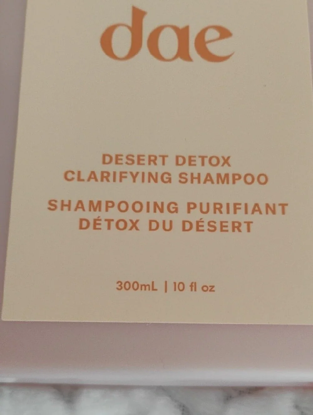 Brand New American Eagle Outfitters Dae Desert Detox Clarifying Shampoo - Peach